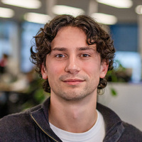 Alex Naoumidis